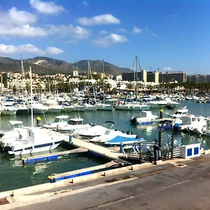 https://vive-benalmadena-apartamento-de-luxe-puerto-primera.hotelsinnerja.org